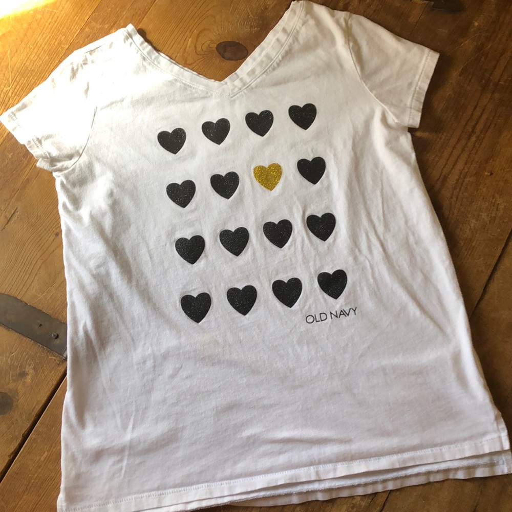 Girls Old Navy V Neck Tee